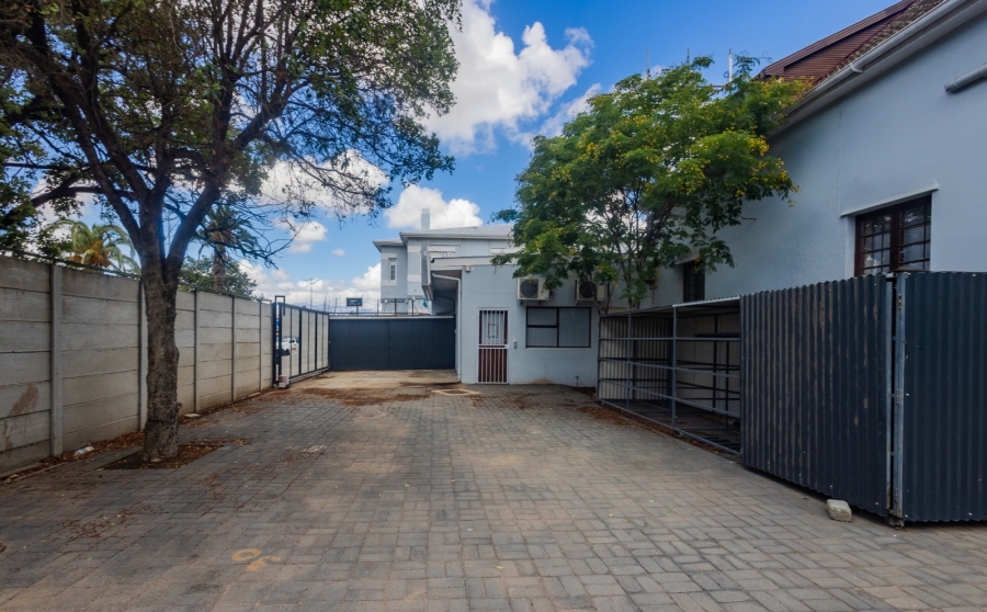 4 Bedroom Property for Sale in Paglande Western Cape